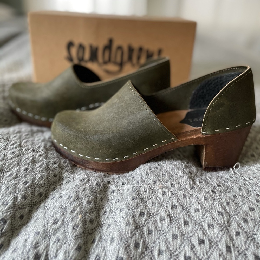 Sandgrens Brett Clogs - Olive